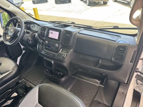Used 2023 RAM ProMaster 2500 FWD image 14