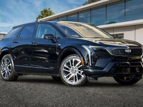 New 2026 Cadillac Optiq Sport 1 w/ LPO, Floor Liner Package image 2