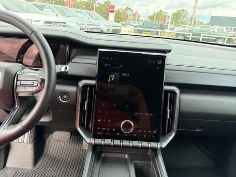 Used 2025 GMC Acadia AT4 w/ LPO, Floor Liner Package image 22