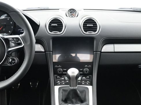 Used 2025 Porsche 718 Cayman image 8