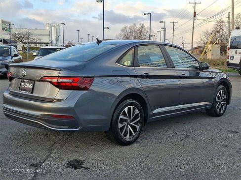 Used 2024 Volkswagen Jetta S image 5