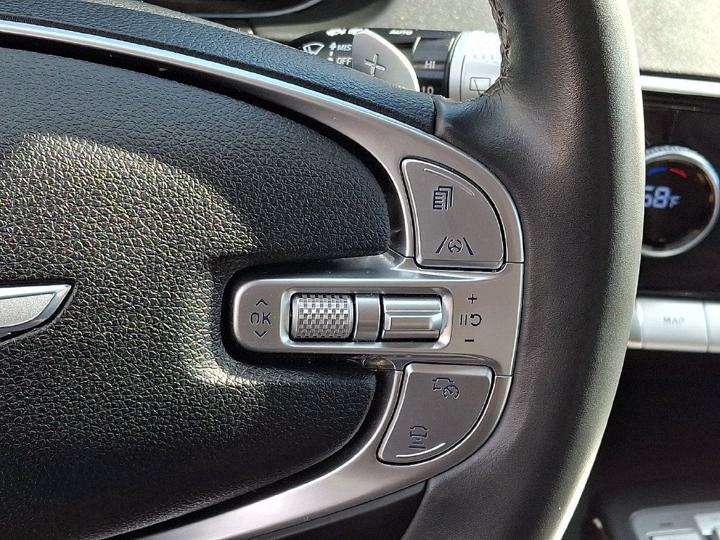 Used 2025 Genesis GV70 2.5T AWD/4WD image 23