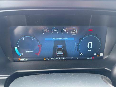 New 2025 Ford F250 Lariat w/ Lariat Ultimate Package image 31