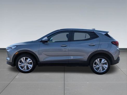 Used 2025 Buick Encore GX Preferred FWD image 2