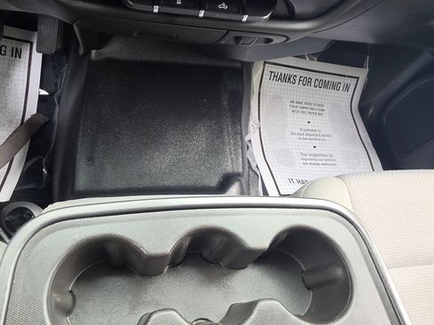 Used 2015 Chevrolet Silverado 1500 W/T RWD image 24