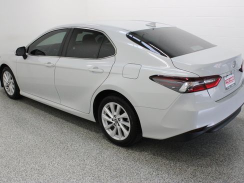 Used 2024 Toyota Camry LE FWD image 9