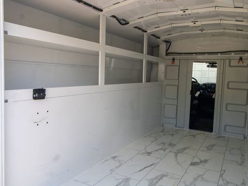 Used 2018 RAM ProMaster 3500 w/ Premium Appearance Group FWD image 31