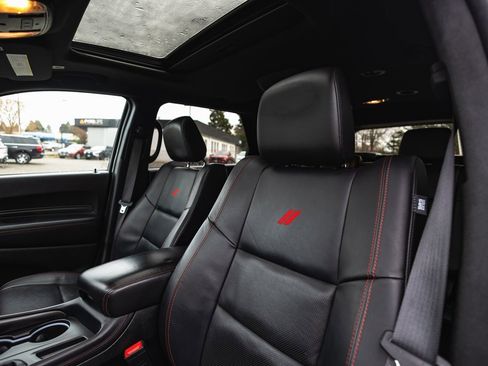 Used 2024 Dodge Durango GT image 23