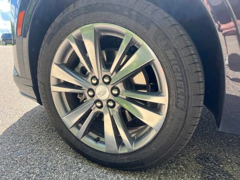 Certified 2025 Cadillac XT6 Premium Luxury AWD/4WD image 11