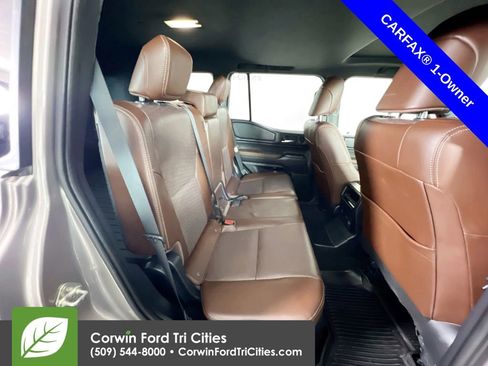 Used 2025 Toyota Land Cruiser w/ Premium Package AWD/4WD image 17