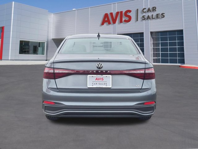 Used 2026 Volkswagen Jetta SE FWD image 7