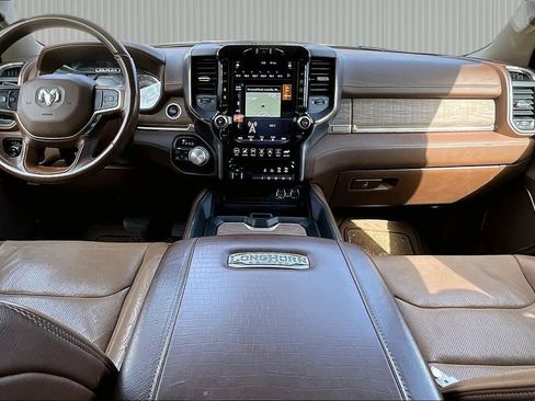 Used 2020 RAM 1500 Longhorn image 17