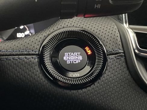 New 2025 Jeep Compass Latitude w/ Sun & Sound Group image 43