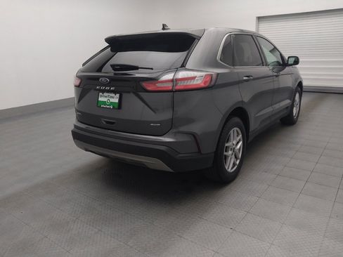 Used 2024 Ford Edge SEL image 9