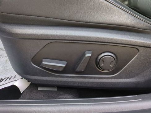 Used 2023 Hyundai Elantra Limited image 20
