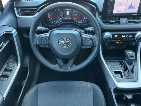 Used 2021 Toyota RAV4 XLE w/ Carpet Mat Package (TMS) AWD/4WD image 18