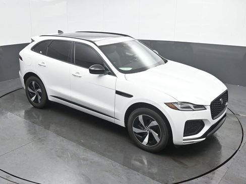 Used 2024 Jaguar F-PACE R-Dynamic S image 38