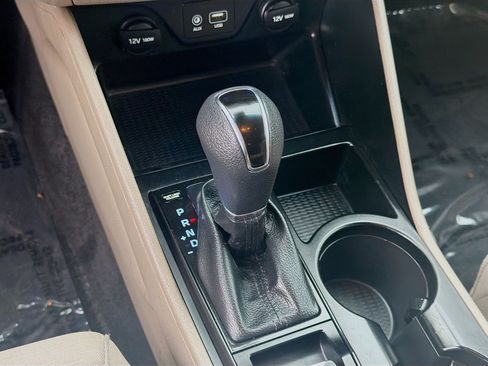 Used 2021 Hyundai Tucson SE FWD image 13