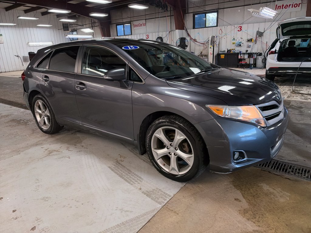 Used 2015 Toyota Venza AWD image 7