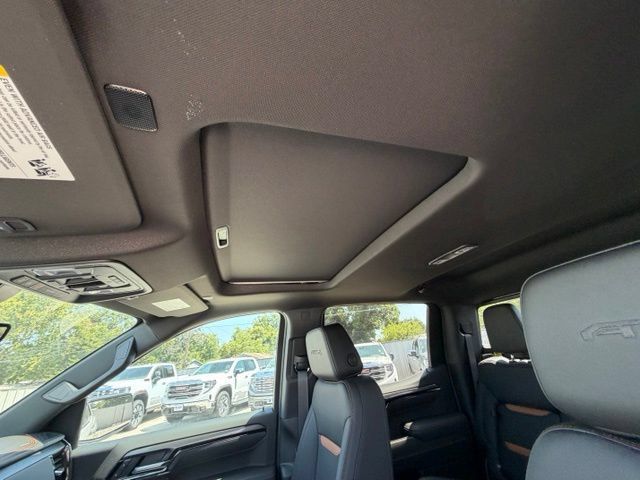 New 2026 GMC Sierra 1500 AT4 w/ AT4 Premium Package AWD/4WD image 16