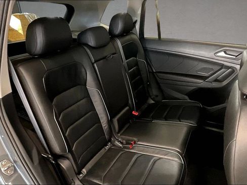 Used 2019 Volkswagen Tiguan SEL Premium AWD/4WD image 26