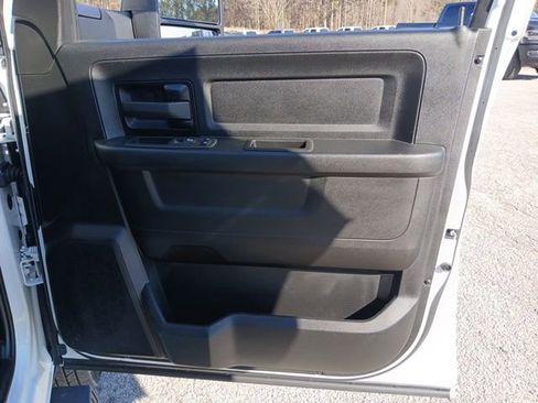 Used 2024 RAM 3500 Tradesman image 31