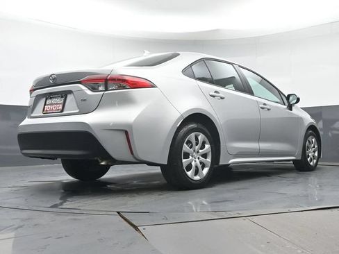 Certified 2026 Toyota Corolla LE FWD image 33