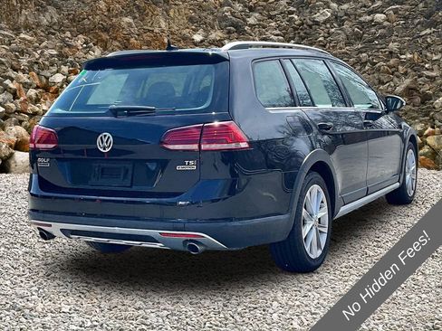Used 2018 Volkswagen Golf Alltrack SE AWD/4WD image 2