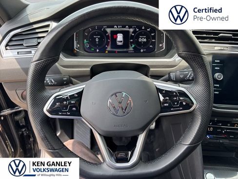 Used 2022 Volkswagen Tiguan SEL R-Line AWD/4WD image 12