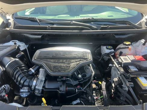 Certified 2024 Cadillac XT5 Premium Luxury w/ LPO, Floor Liner Package image 38