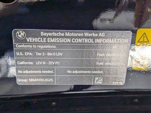 Used 2025 BMW i4 eDrive40 RWD image 23