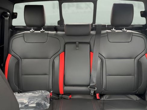 Used 2025 Ford Ranger Raptor image 12