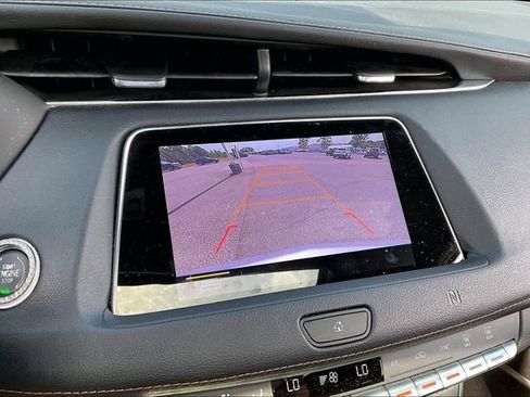 Used 2019 Cadillac XT4 Sport FWD image 11