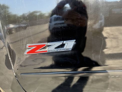 Used 2015 Chevrolet Silverado 1500 LTZ Z71 w/ Midnight Edition AWD/4WD image 8