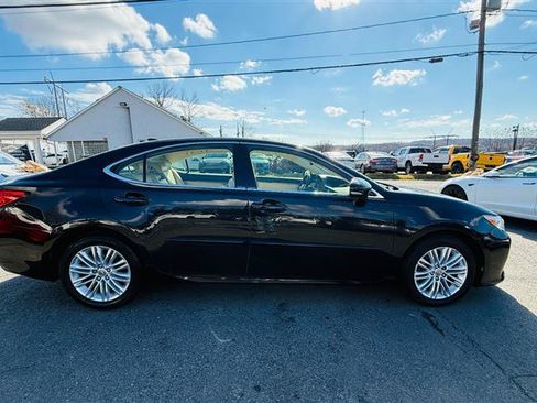 Used 2015 Lexus ES 350 w/ Luxury Package FWD image 7