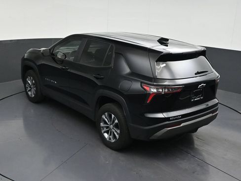 Used 2025 Chevrolet Equinox LT w/ Safety and Technology Package FWD image 18