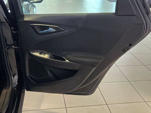 Used 2024 Chevrolet Malibu LT FWD image 9