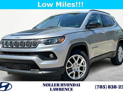 Used 2022 Jeep Compass Latitude w/ Mopar Graphics Package