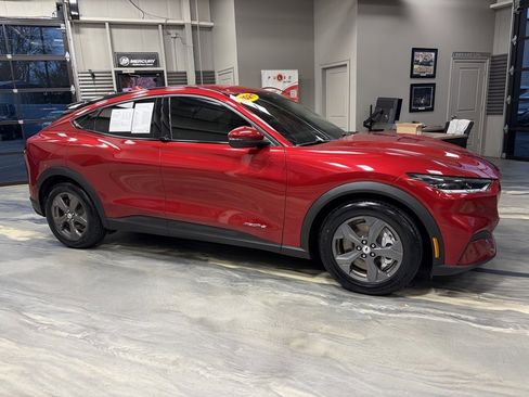 Used 2021 Ford Mustang Mach-E Select w/ Interior Protection Package image 27