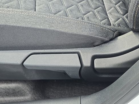 New 2026 Nissan Kicks SV w/ SV Premium Package image 12