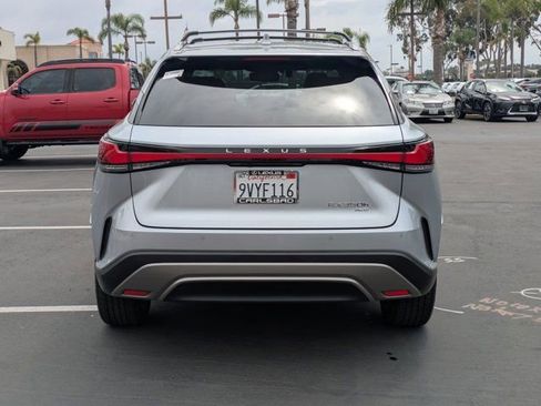 Used 2025 Lexus RX 350 w/ Convenience Package image 6