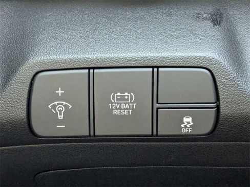 New 2025 Hyundai Elantra Blue image 28