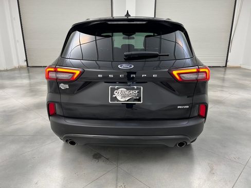 Used 2025 Ford Escape ST-Line AWD/4WD image 6