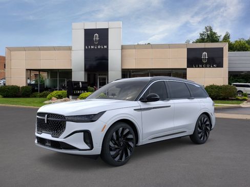 New 2024 Lincoln Nautilus Black Label w/ Jet Appearance Package (87T) AWD/4WD image 2