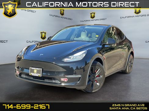 Used 2020 Tesla Model Y Long Range image 1