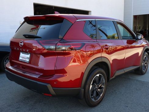 New 2026 Nissan Rogue SV image 4