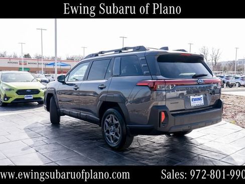 Used 2026 Subaru Outback Premium AWD/4WD image 3