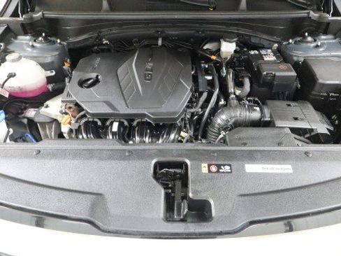 Used 2025 Kia Sportage EX FWD image 23