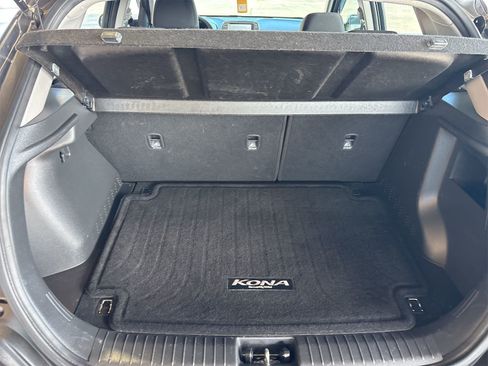 Used 2019 Hyundai Kona SE FWD image 11