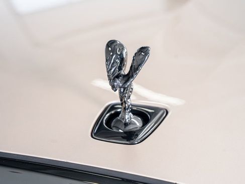 Used 2023 Rolls-Royce Ghost Black Badge w/ Black Badge Ghost Package image 20